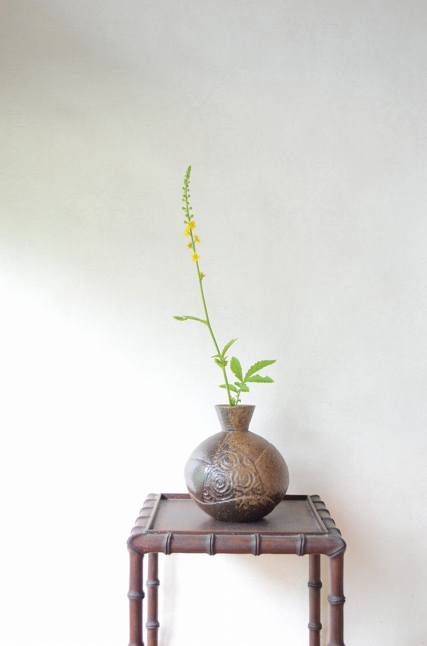 備前花入　Takuma Watanabe　－銀水引－