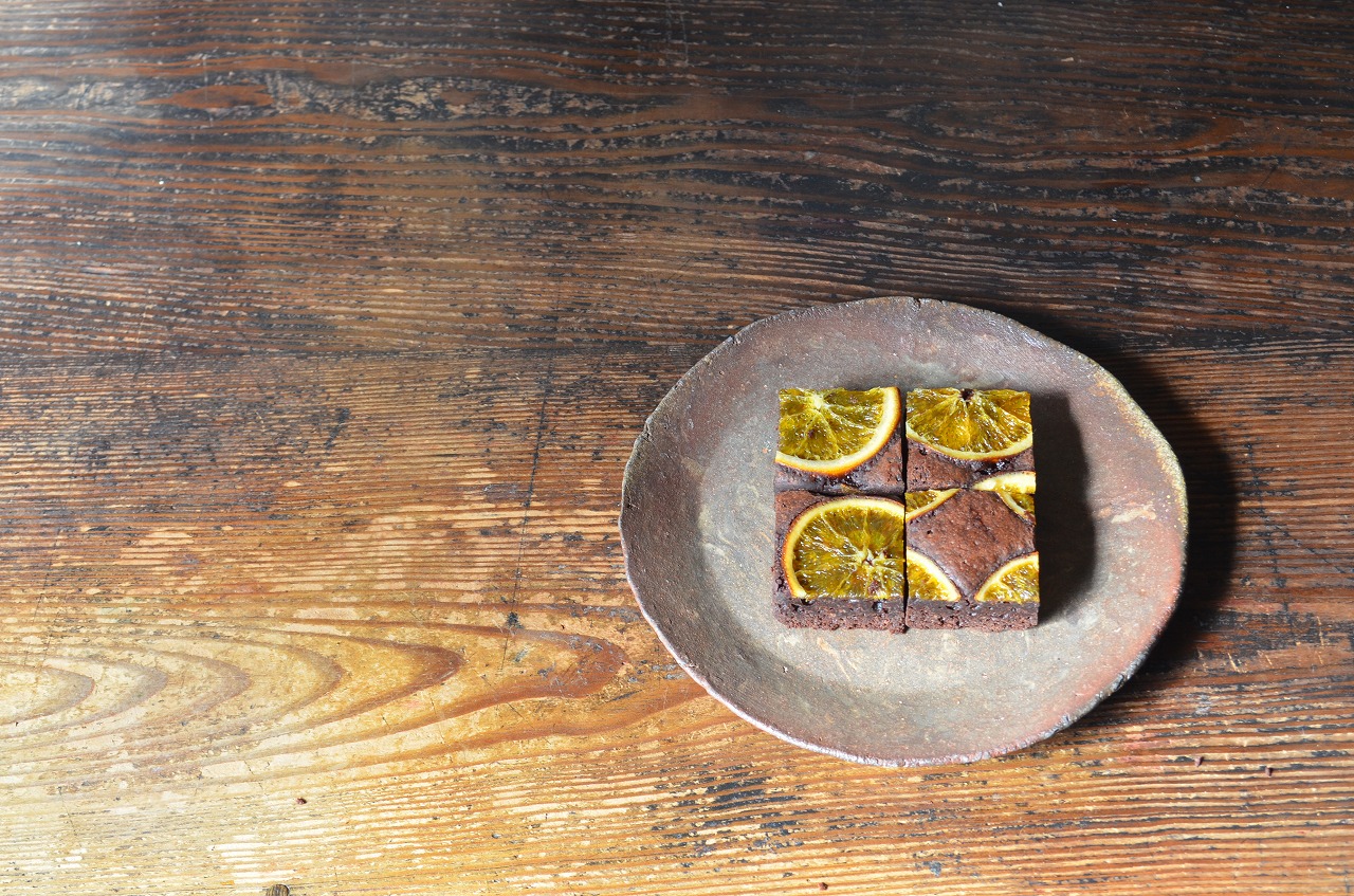 備前リム皿　Takahiro Hosokawa　－ネーブルブラウニー－