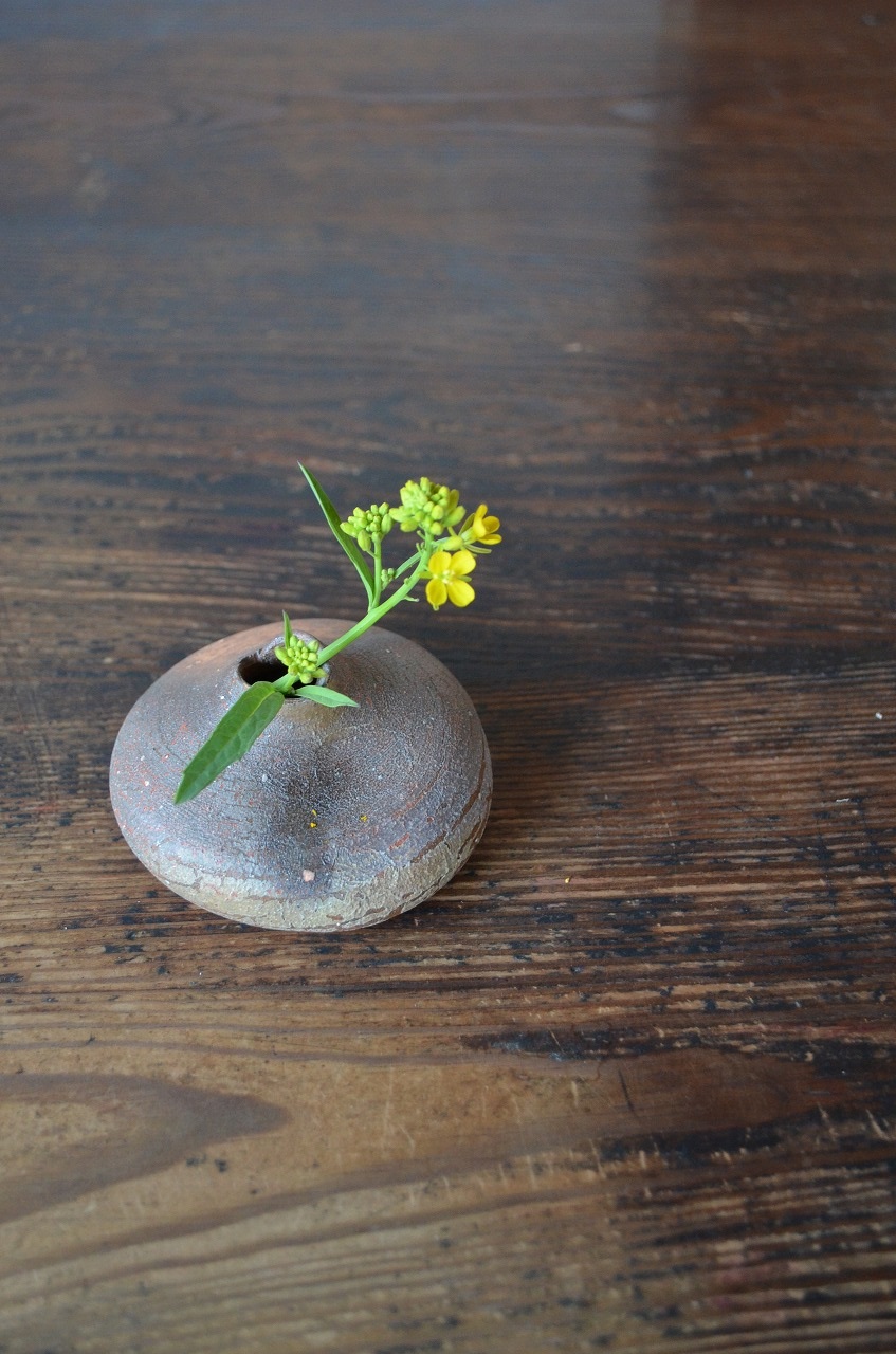 備前ちび花器　Takahiro Hosokawa　－菜の花－