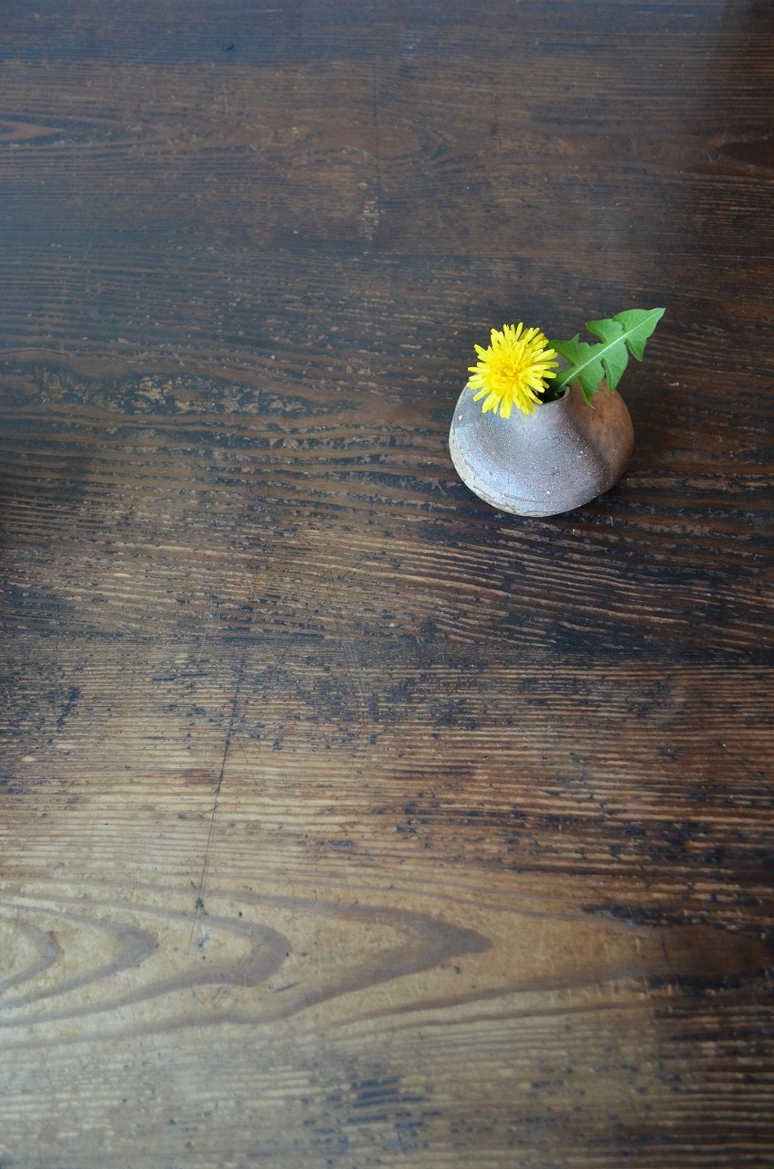 備前ちび花器　Takahiro Hosokawa　－たんぽぽ－