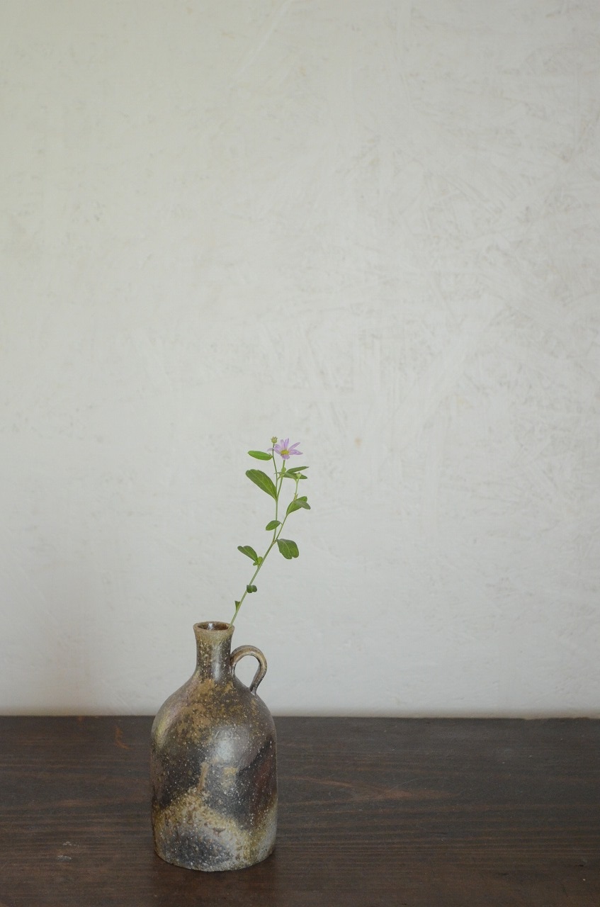 備前花入 QuietHouse -嫁菜-