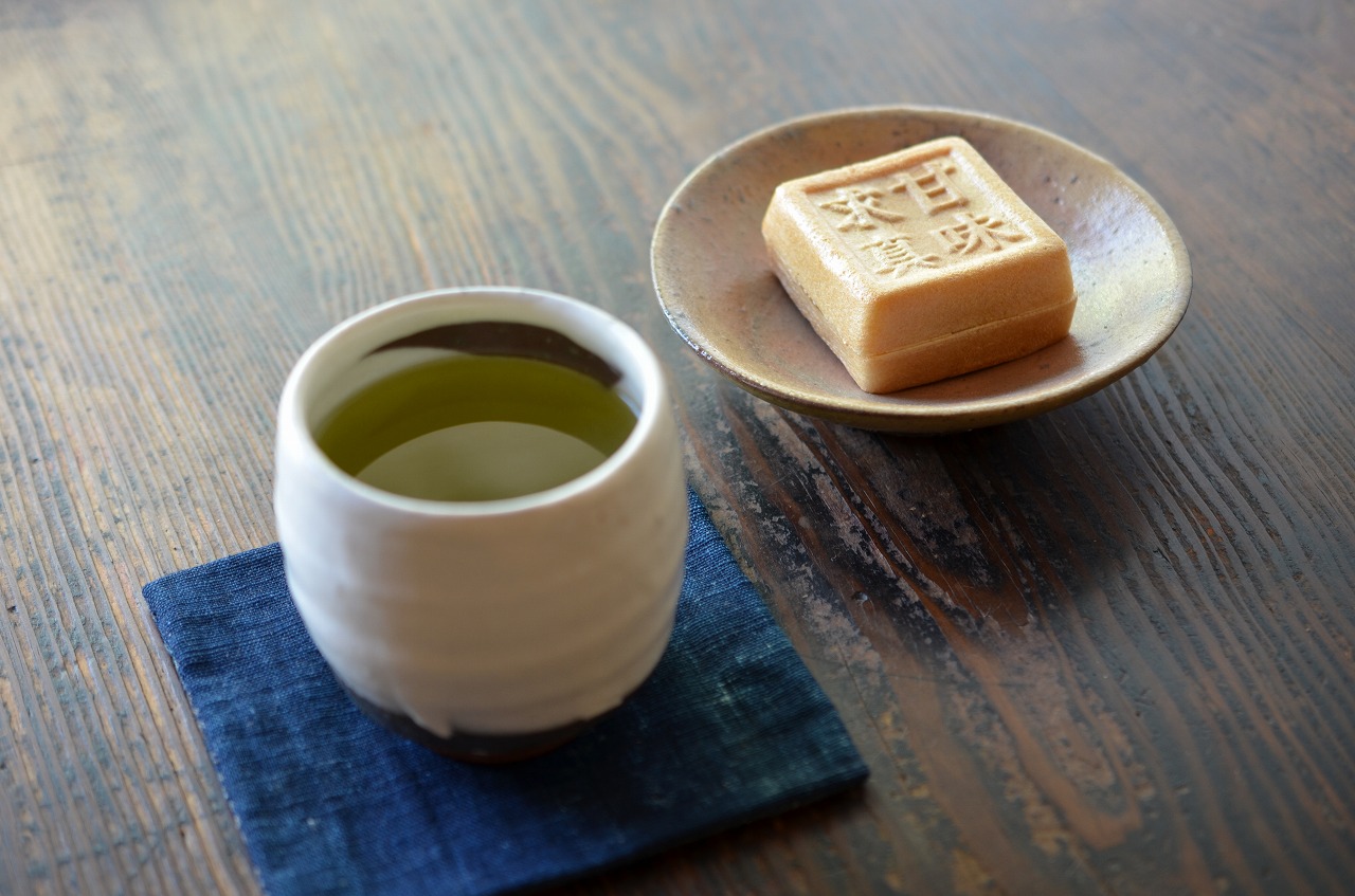 備前塩青小皿　Ko Fujiwara　－最中－