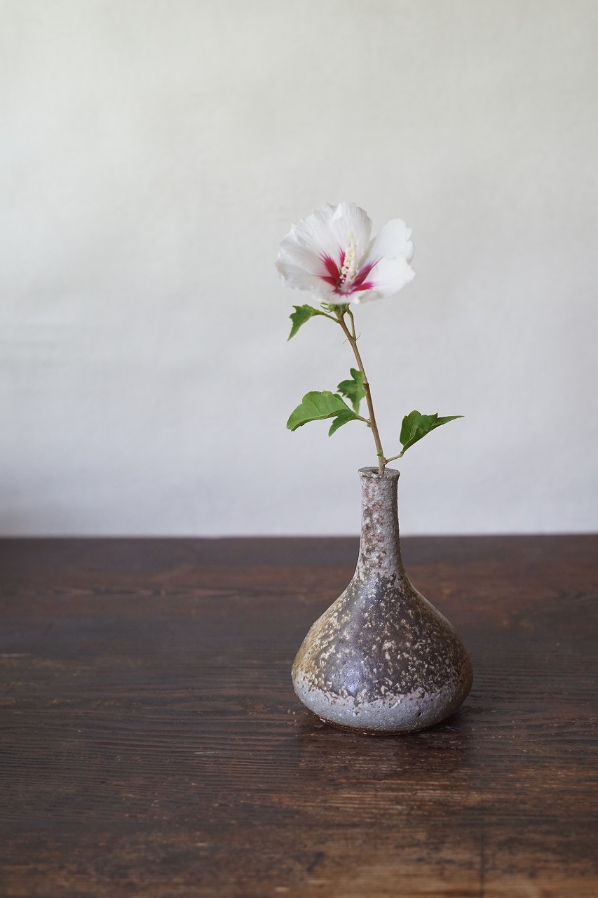 備前細口花入　Takahiro Hosokawa　ー宗旦木槿ー