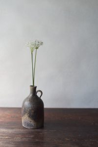 備前花入　QuietHouse　－韮花－