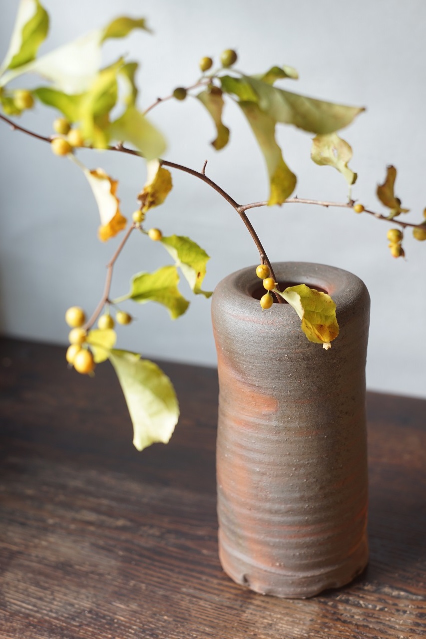 備前花入　Yoshiteru Takariki　－蔓梅擬－