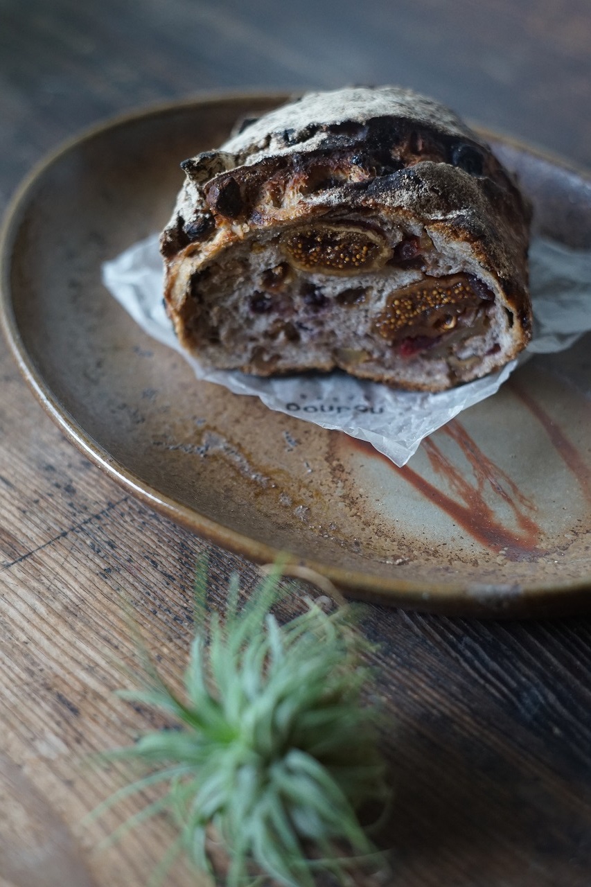 備前楕円皿　So Isezaki　－ナッツフリュイ－