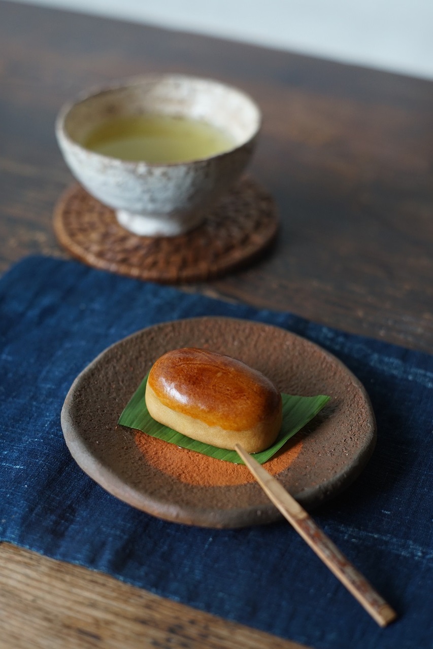 備前たたき小皿　Yoshiteru Takariki　－栗饅頭－