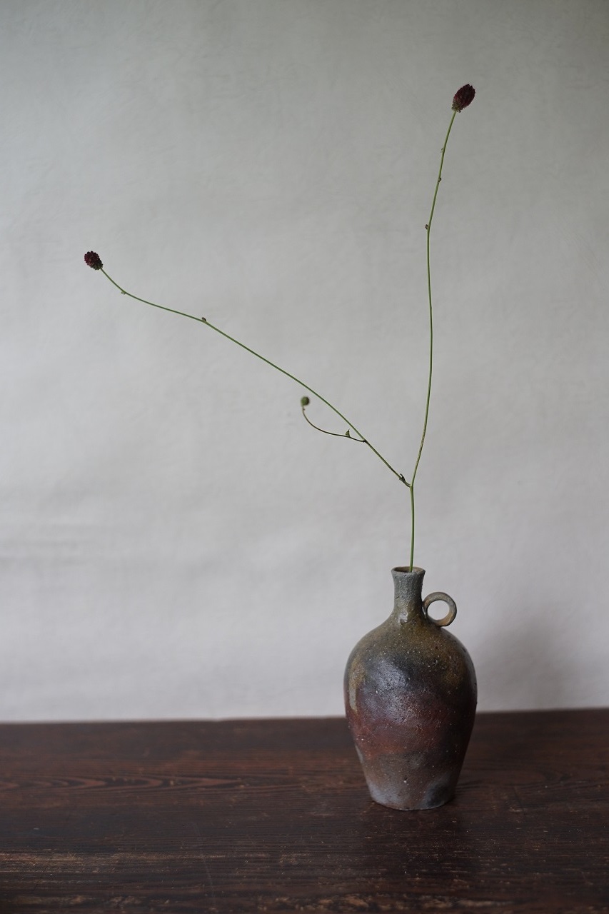 備前花入　QuietHouse　－吾亦紅－