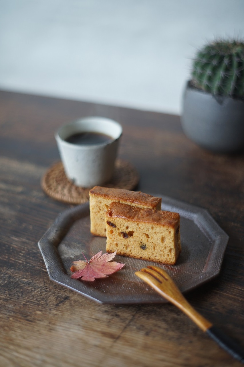 備前十角皿　So Isezaki　ーブランデーケーキー