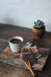 備前長方皿　Takahiro Hosokawa　ーチョコレートケーキー
