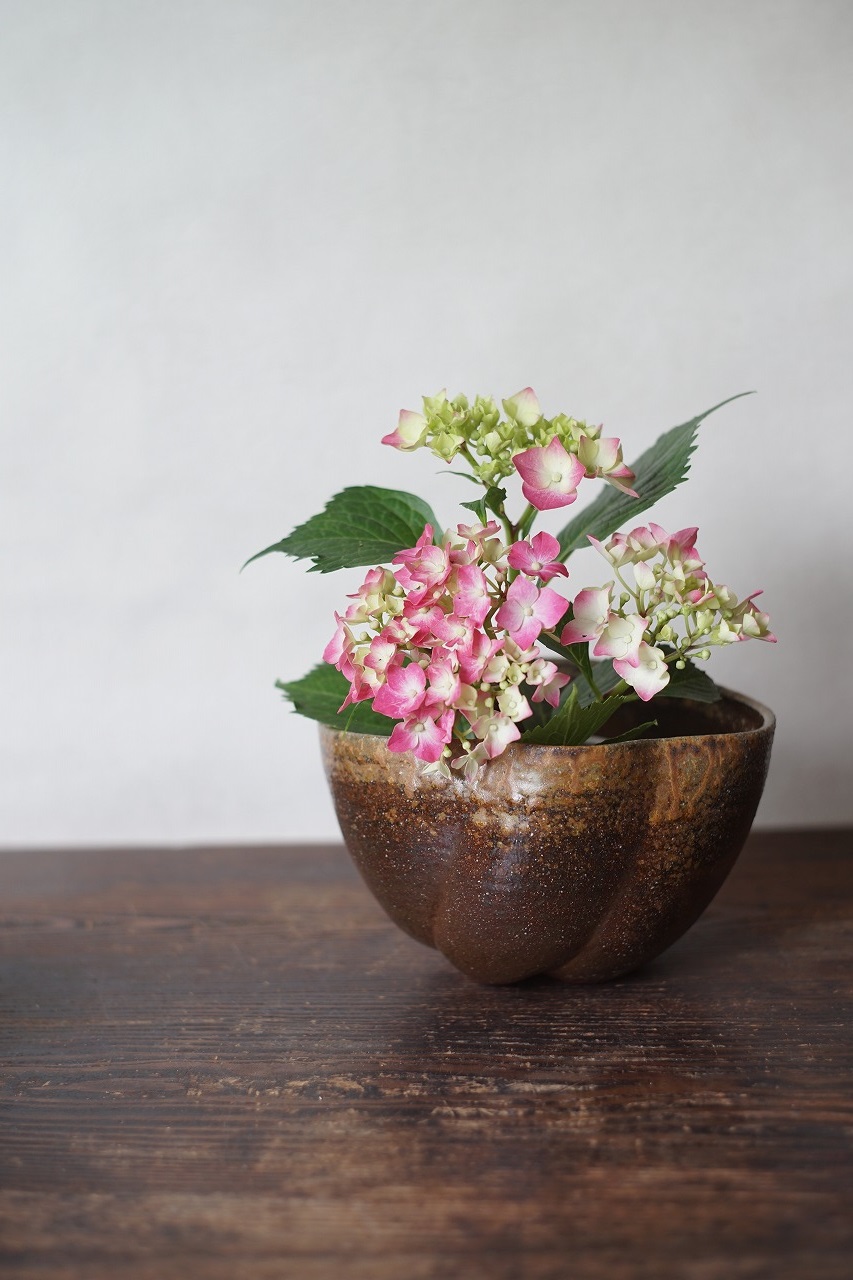 備前花器　Takuma Watanabe　－紫陽花－