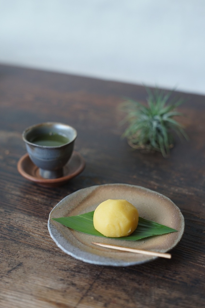 備前小皿　Takahiro Hosokawa　－芋あんころ－