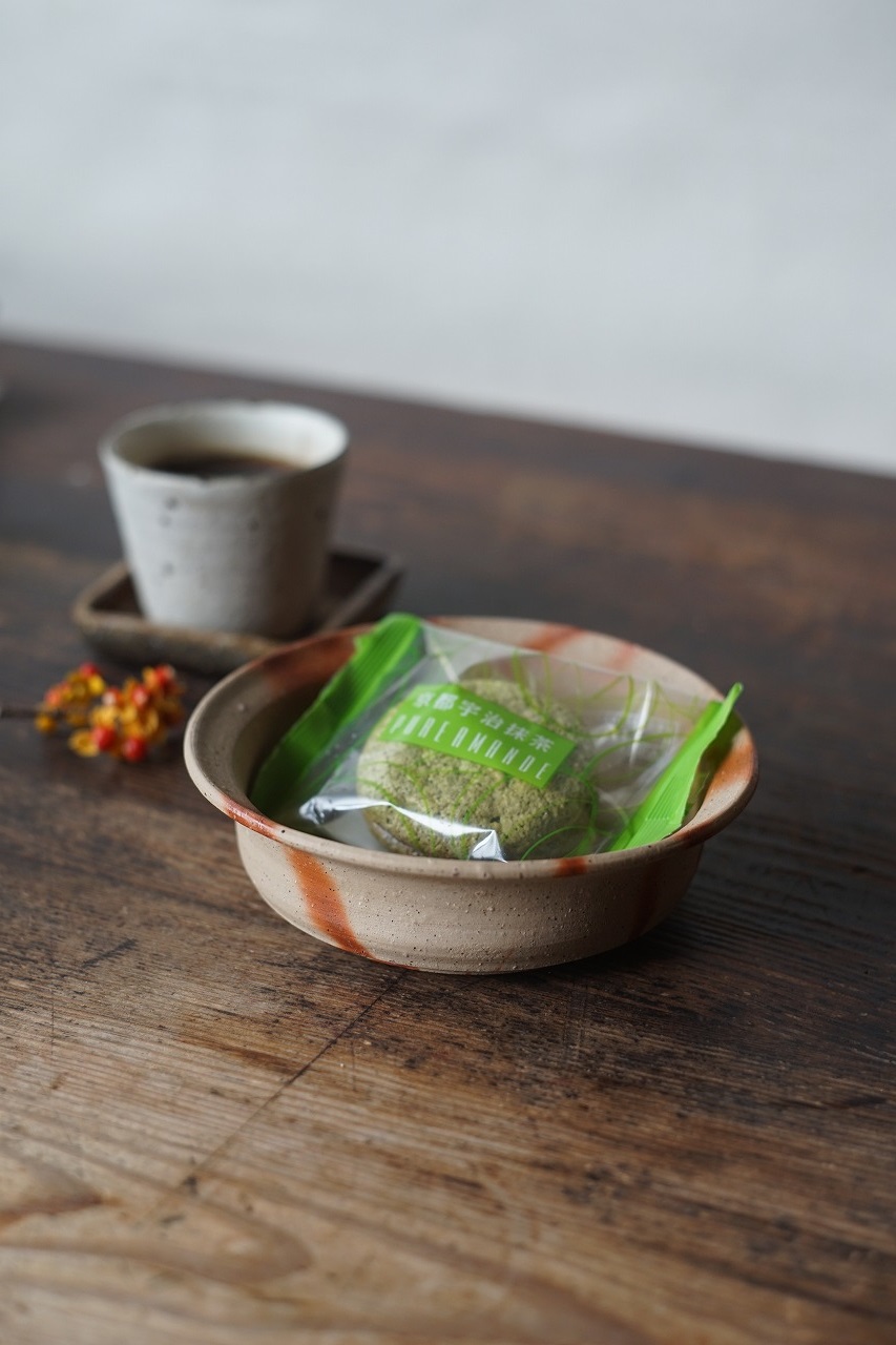 備前火襷鉢　Yoshiteru Takariki　－抹茶のピュアアマンド－