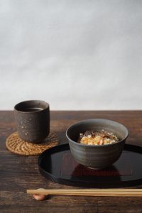 伊部飯碗　Gousuke Yashiro　ーきのこの炊き込みご飯ー