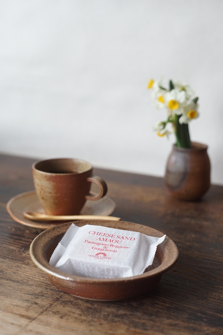 備前鉢　Yoshiteru Takariki　ーあまおうチーズサンドー