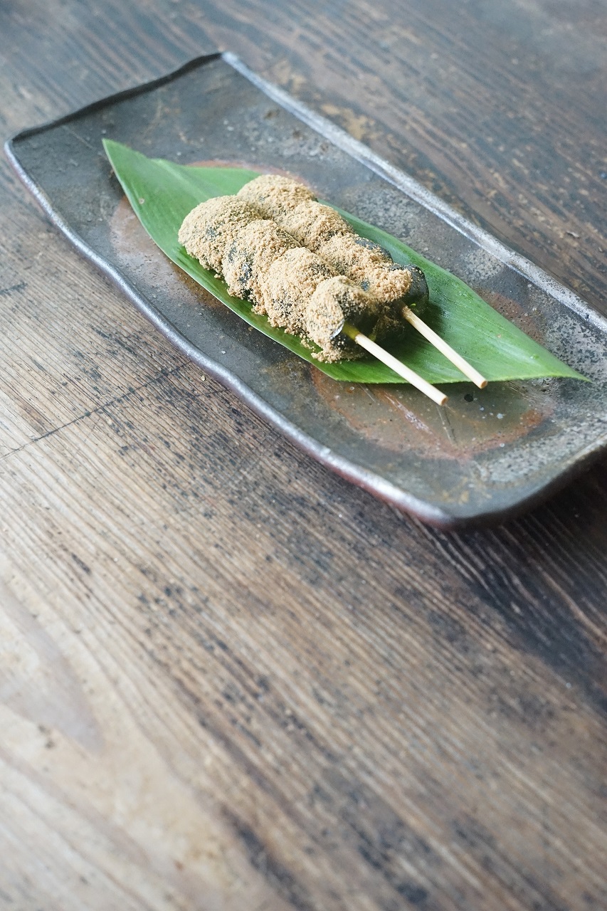 備前鮎皿　Sin Isezaki　ーわらび餅ー