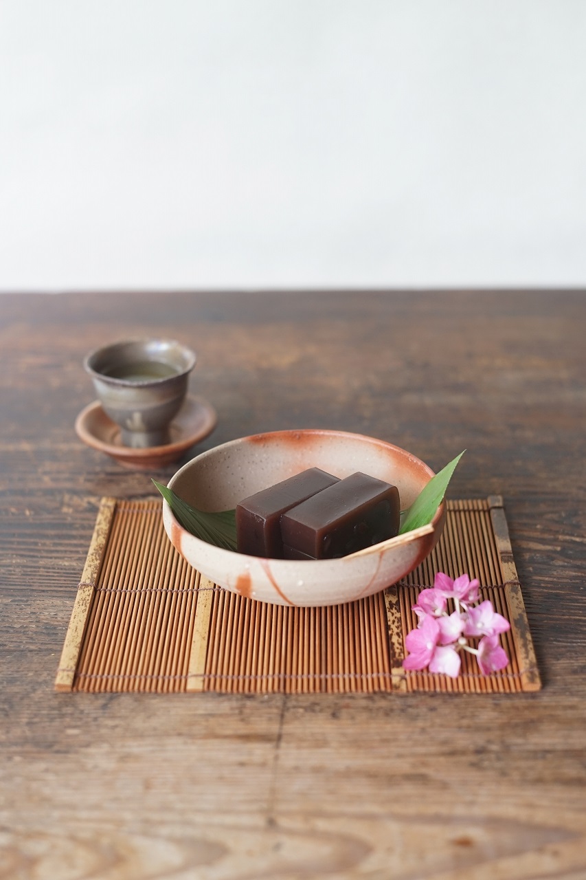 備前火襷小鉢　Yoshiteru Takariki　ー羊羹ー