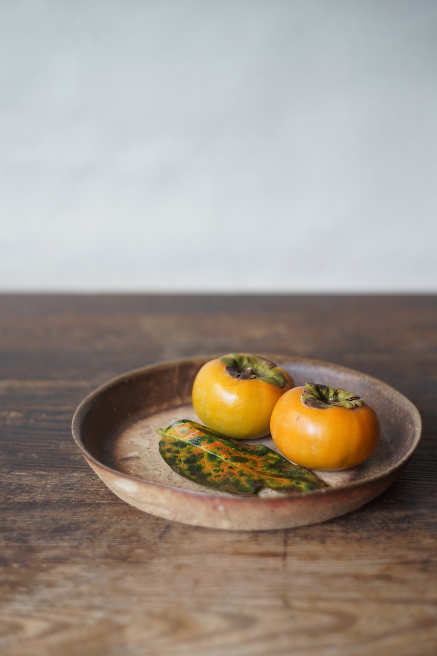 備前丸皿　Masahiko Kondo　－柿－