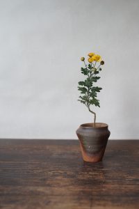備前小壷　Yoshiteru Takariki　－小菊－