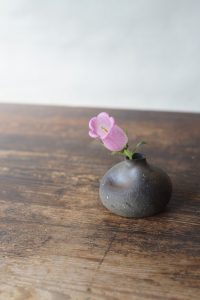 備前平花入　Takahiro Hosokawa　ーカンパニュラー