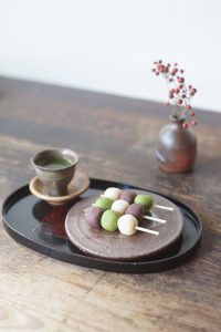 備前陶板　Yoshiteru Takariki　－打吹公園だんご－