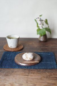 備前陶板　Yoshiteru Takariki　－むぎっこ栗っ子－