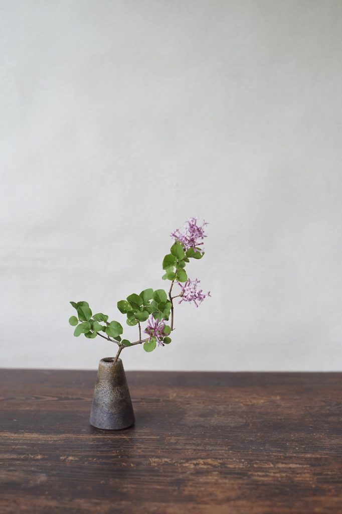 備前まっすぐミニ花器　QuietHouse　－ライラック－