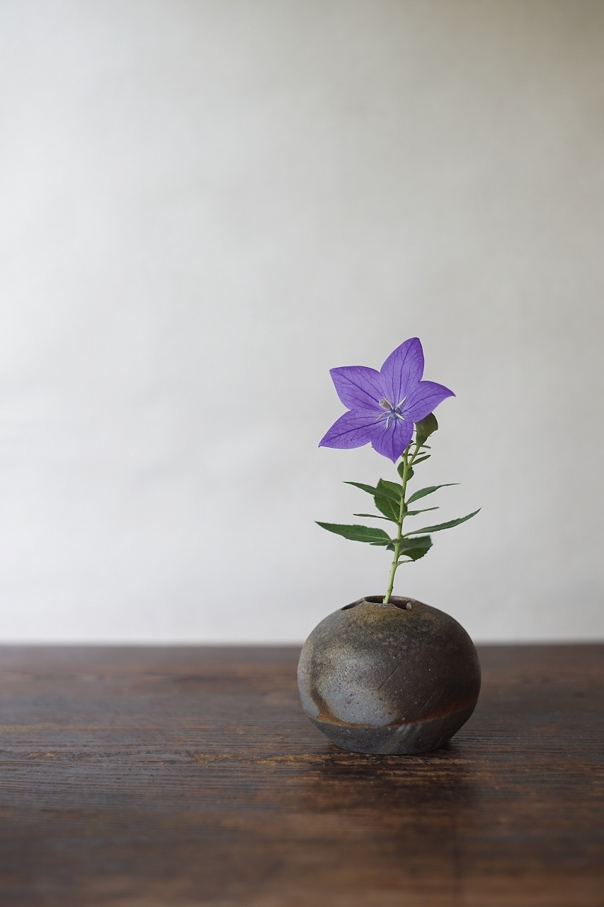 備前まる花器 QuietHouse ー桔梗ー