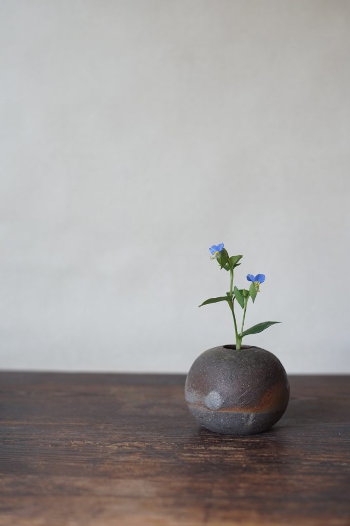 備前まる花器 QuietHouse -露草-